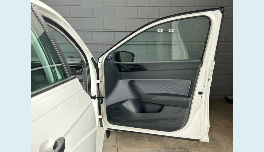VOLKSWAGEN POLO TRACK 1.0 FLEX 12V 5P - BRANCO - 2025 Foto 10 (Grande)