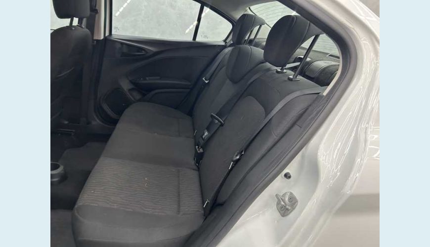 FIAT CRONOS DRIVE S-DESIGN 1.3 - BRANCO - 2025 Foto 10 (Grande)