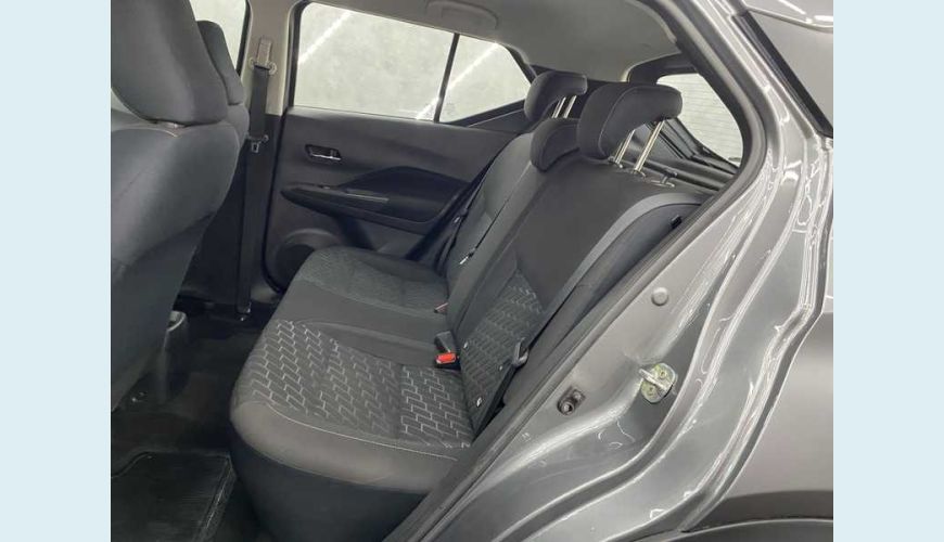 NISSAN KICKS SENSE 1.6 FLEX AUT. - CINZA - 2022 Foto 10 (Grande)
