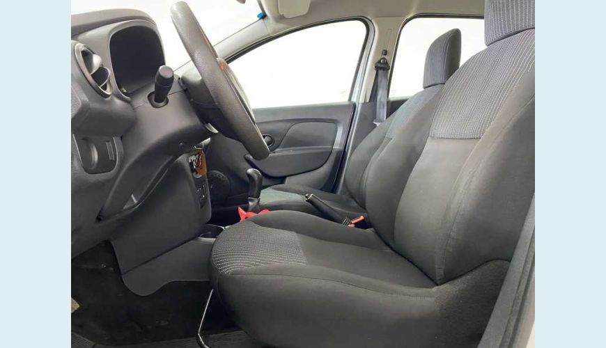 RENAULT SANDERO EXPRESSION 1.0 16V FLEX - BRANCO - 2017 Foto 10 (Grande)