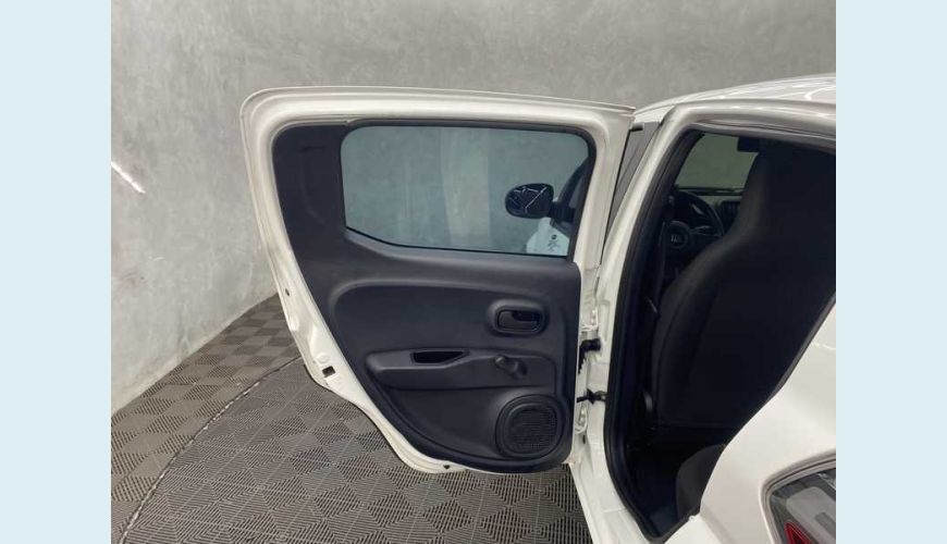FIAT MOBI LIKE 1.0 FLEX - BRANCO - 2021 Foto 10 (Grande)