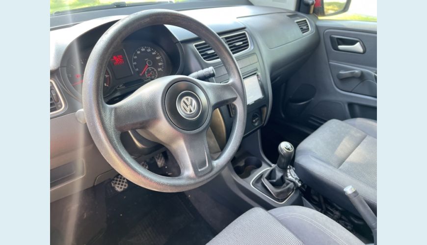 VOLKSWAGEN FOX - VERMELHO - 2013 Foto 10 (Grande)