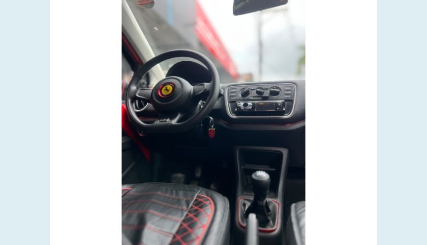 VOLKSWAGEN UP FLEX MANUAL 2P - VERMELHO - 2017 Foto 10 (Grande)