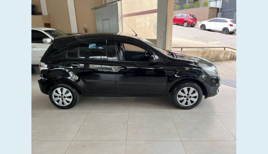 CHEVROLET AGILE 1.4 MPFI LTZ 8V FLEX 4P MANUAL - PRETO - 2014 Foto 2 (Grande)