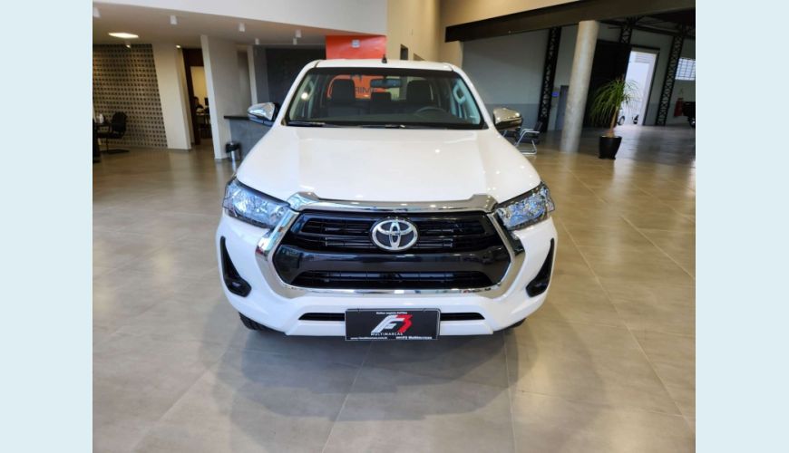 TOYOTA HILUX 2.8 D-4D TURBO DIESEL CD SRV 4X4 AUT. - BRANCO - 2022 Foto 2 (Grande)