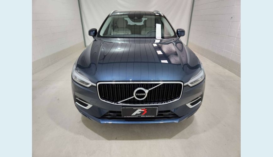 VOLVO XC60 2.0 T8 HYBRID MOMENTUM AWD GEARTRONIC - AZUL - 2020 Foto 2 (Grande)