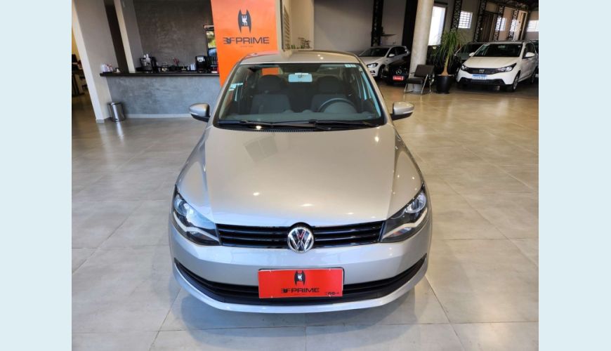 VOLKSWAGEN VOYAGE 1.0 MI COMFORTLINE 8V FLEX 4P MANUAL - PRATA - 2015 Foto 2 (Grande)
