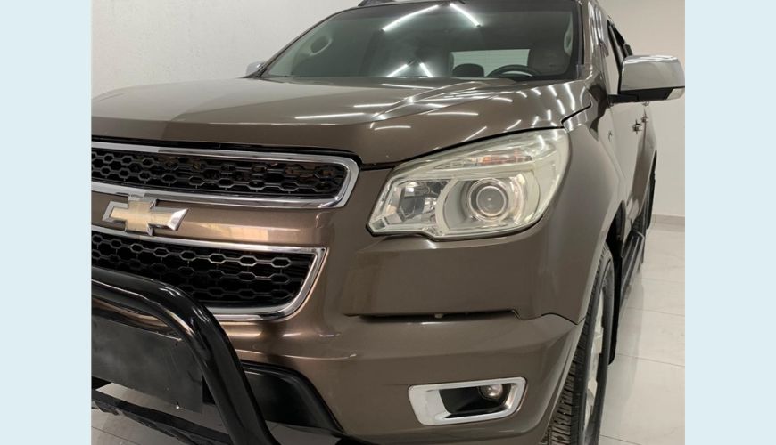 CHEVROLET S-10 2.4 MPFI LTZ 4X2 CD 8V FLEX 4P MANUAL - MARROM - 2013 Foto 2 (Grande)