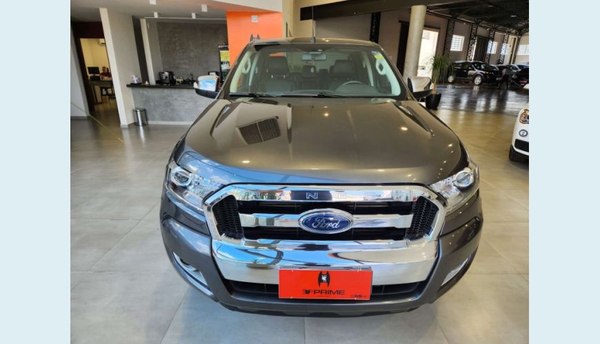 FORD RANGER 3.2 XLT 4X4 CD 20V DIESEL 4P AUT. - CINZA - 2017 Foto 2 (Grande)