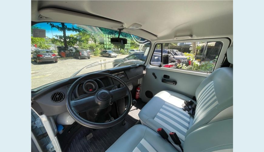 VOLKSWAGEN KOMBI 1.4 LAST EDITION 8V FLEX 4P MANUAL - N/D - 2014 Foto 2 (Grande)