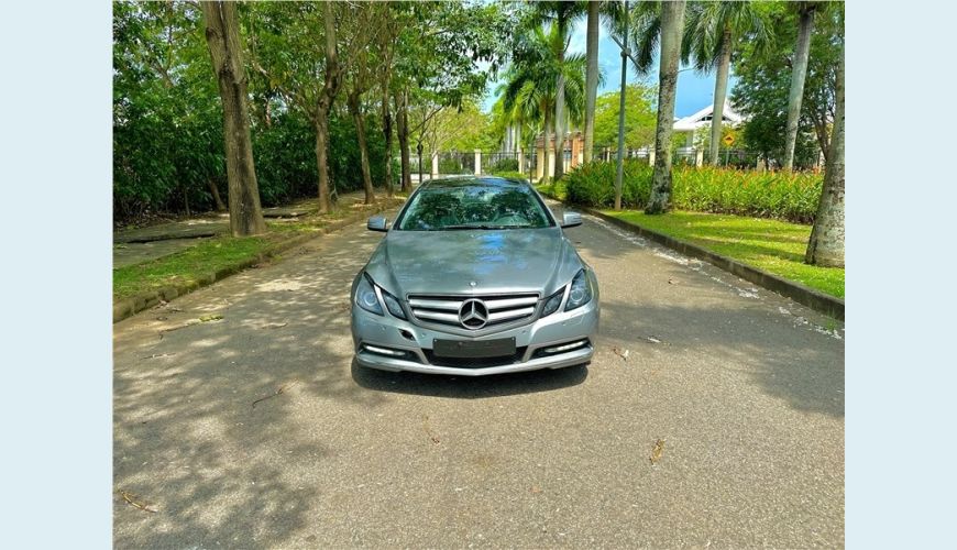MERCEDES-BENZ E 250 1.8 CGI COUPÉ 16V 2P AUT. - N/D - 2011 Foto 2 (Grande)