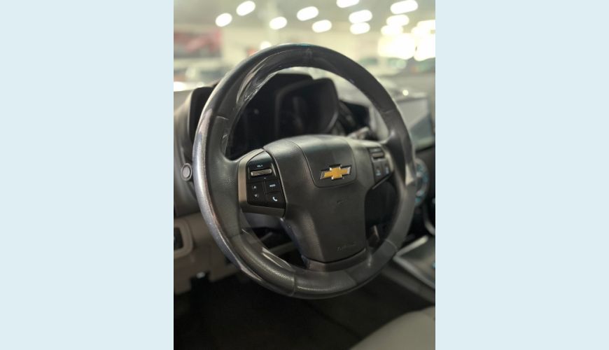 CHEVROLET S-10 2.8 LTZ 4X4 CD TURBO DIESEL 4P AUT. - CINZA - 2013 Foto 2 (Grande)