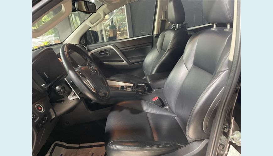 MITSUBISHI PAJERO SPORT 2.4 16V MIVEC TURBO DIESEL HPE-S AWD AUT. - N/D - 2022 Foto 2 (Grande)