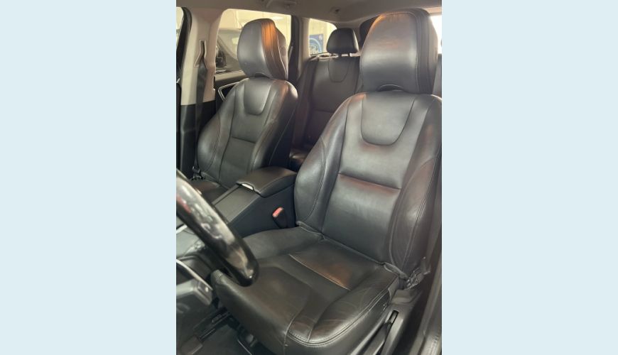 VOLVO XC60 2.0 T5 KINETIC 4P AUT. - PRETO - 2016 Foto 2 (Grande)