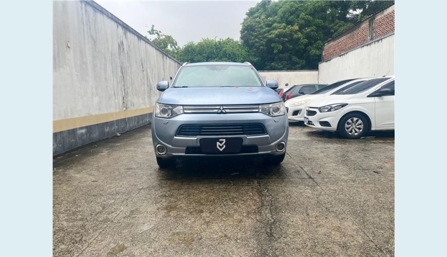 MITSUBISHI OUTLANDER 2.0 PHEV 16V HÍBRIDO 4P AUT. - N/D - 2015 Foto 2 (Grande)