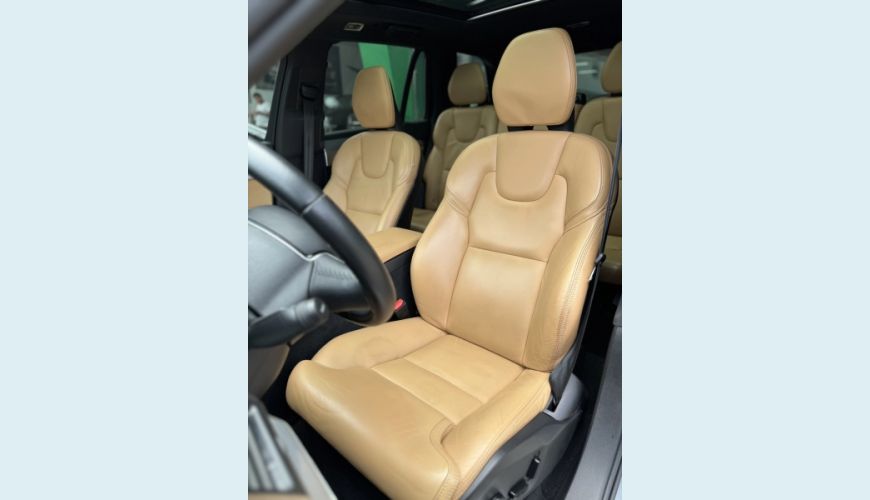 VOLVO XC90 2.0 D5 DIESEL MOMENTUM AWD GEARTRONIC - CINZA - 2019 Foto 2 (Grande)
