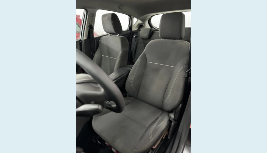 FORD FIESTA 1.6 SE HATCH 16V FLEX 4P POWERSHIFT - PRETO - 2014 Foto 2 (Grande)