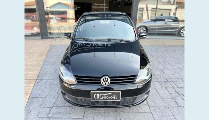VOLKSWAGEN FOX 1.6 MI 8V FLEX 4P MANUAL - N/D - 2013 Foto 2 (Grande)
