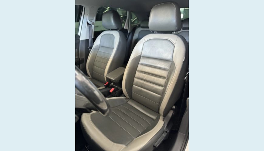 VOLKSWAGEN NIVUS 1.0 200 TSI TOTAL FLEX COMFORTLINE AUT. - BRANCO - 2021 Foto 2 (Grande)