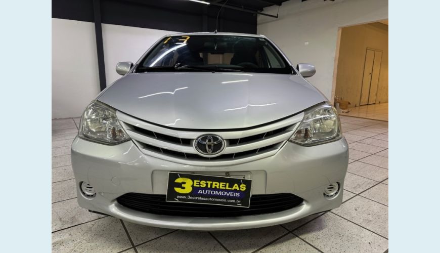 TOYOTA ETIOS 1.3 XS 16V FLEX 4P MANUAL - N/D - 2013 Foto 2 (Grande)