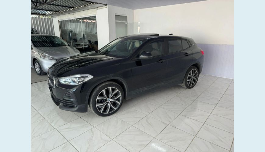 BMW X2 2.0 16V TURBO ACTIVEFLEX SDRIVE20I GP STEPTRONIC - PRETO - 2021 Foto 2 (Grande)