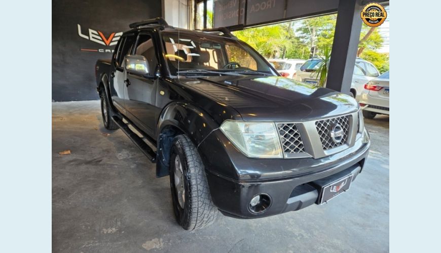 NISSAN FRONTIER 2.5 LE 4X4 CD TURBO ELETRONIC DIESEL 4P AUT. - N/D - 2012 Foto 2 (Grande)