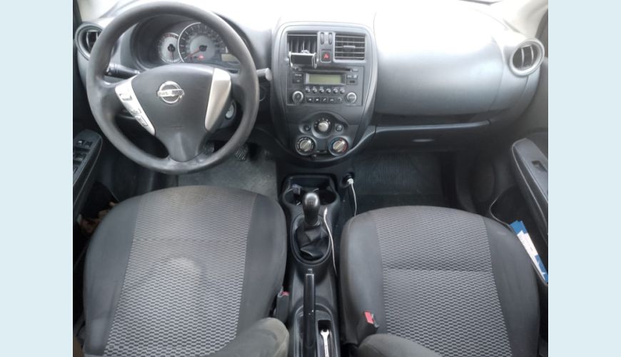NISSAN VERSA 1.0 12V FLEX 4P MANUAL - N/D - 2019 Foto 2 (Grande)