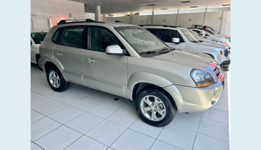 HYUNDAI TUCSON 2.0 MPFI GLS 16V 143CV 2WD 4P AUT. - PRATA - 2013 Foto 2 (Grande)