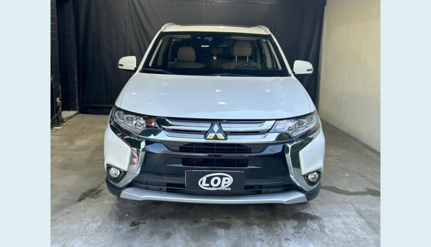 MITSUBISHI OUTLANDER 3.0 GT 4X4 V6 24V 4P AUT. - N/D - 2018 Foto 2 (Grande)