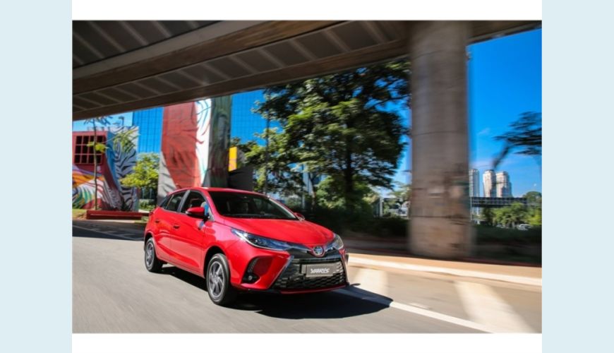 TOYOTA YARIS 1.5 16V FLEX XL MULTIDRIVE - INDEFINIDA - 2025 Foto 2 (Grande)