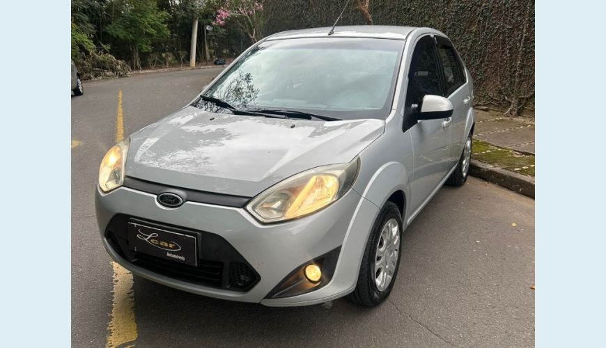 FORD FIESTA SEDAN SE 1.6 8V FLEX 4P - PRATA - 2013 Foto 2 (Grande)