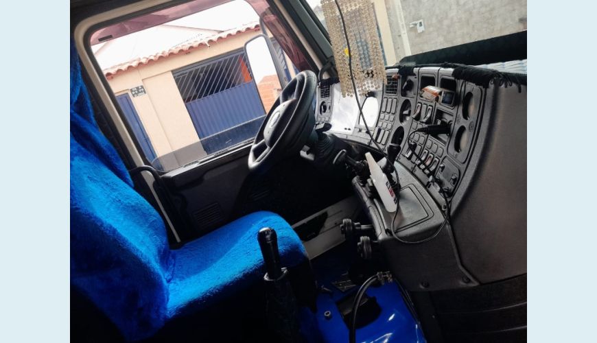 SCANIA R-113 E 360 6X2 2P (DIESEL) - BRANCO - 1994 Foto 2 (Grande)