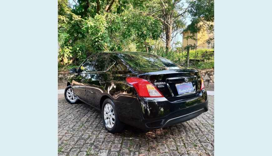 NISSAN VERSA SV 1.6 MANUAL - PRETO - 2017 Foto 2 (Grande)