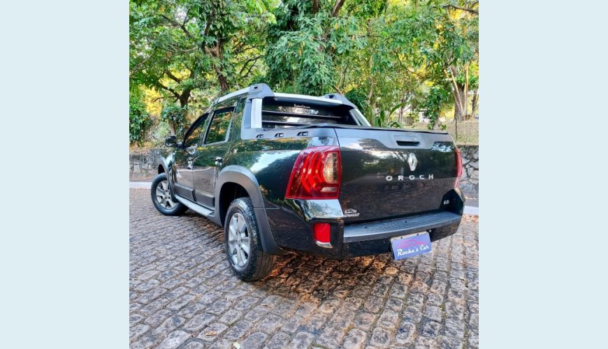 RENAULT DUSTER OROCH DYNAMIQUE 2.0 MANUAL - PRETO - 2016 Foto 2 (Grande)