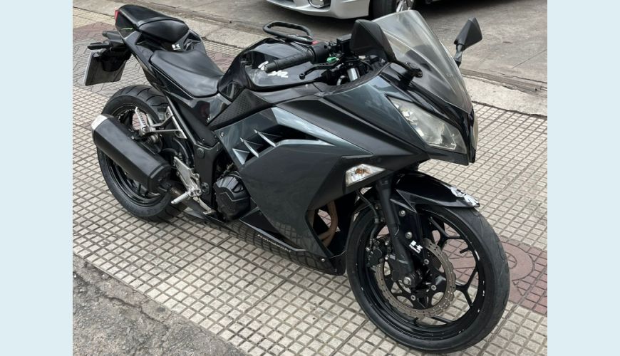 KAWASAKI NINJA 300 - PRETO - 2015 Foto 2 (Grande)