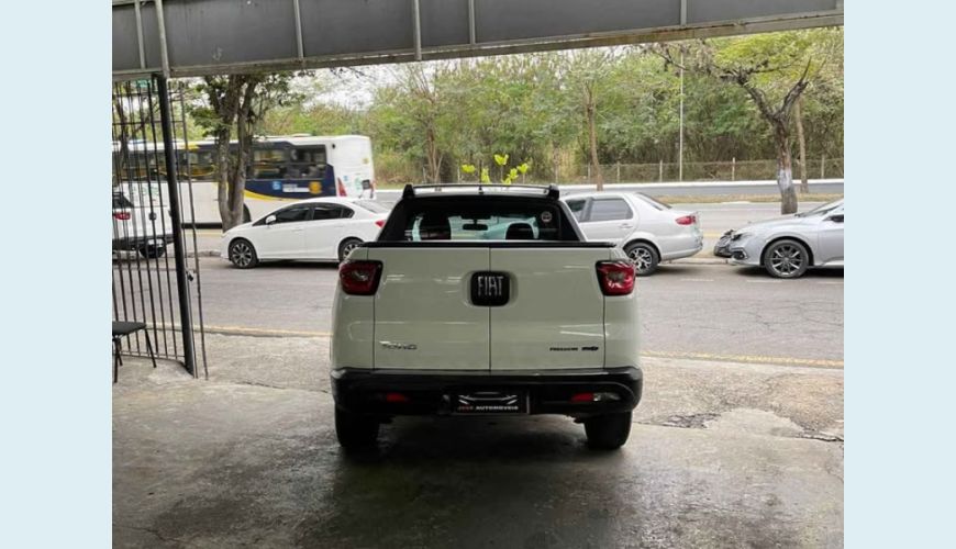 FIAT TORO FREEDOM 1.8 16V FLEX AUT. - BRANCO - 2018 Foto 2 (Grande)