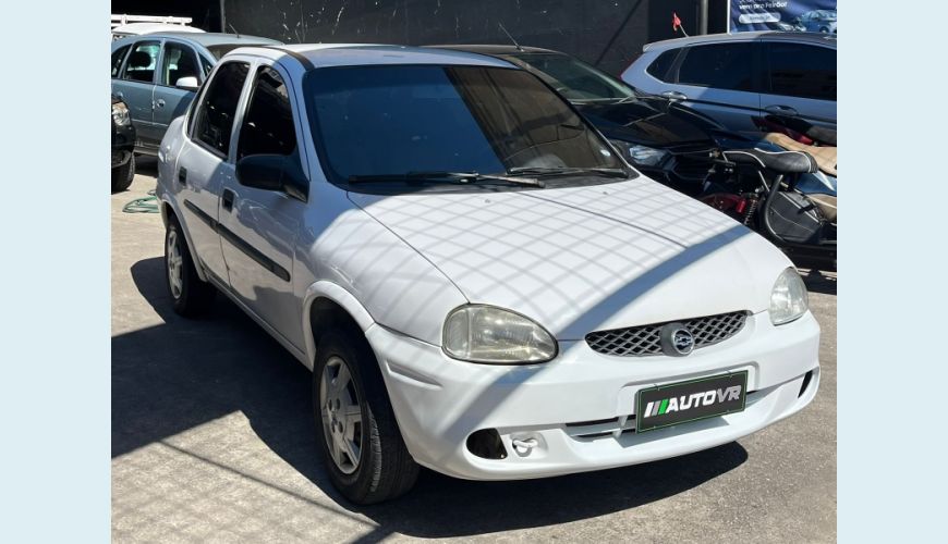 CHEVROLET CORSA SED.WIND 1.0/MILLENIUM/CLASSIC VHC - BRANCO - 2001 Foto 2 (Grande)