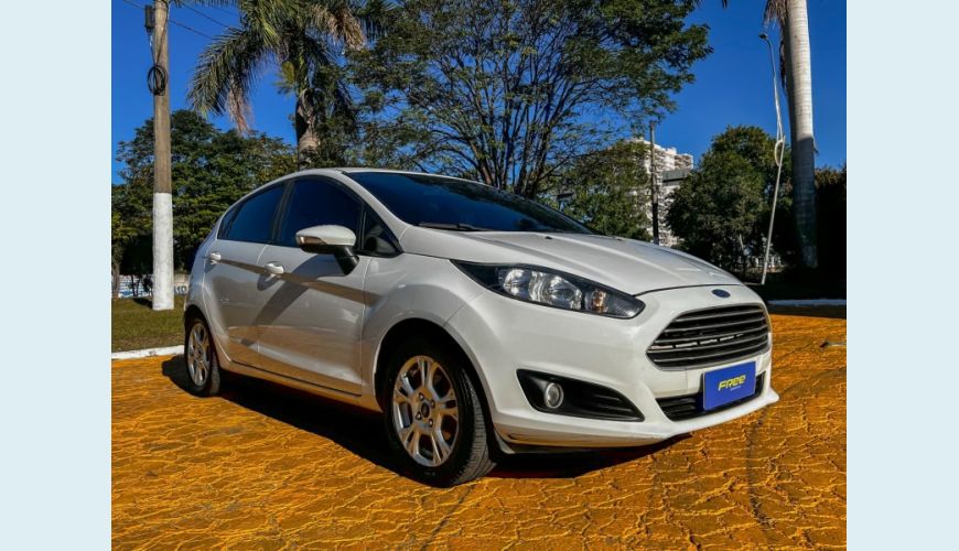FORD FIESTA SEL 1.6 16V FLEX AUT. 5P - BRANCO - 2017 Foto 2 (Grande)