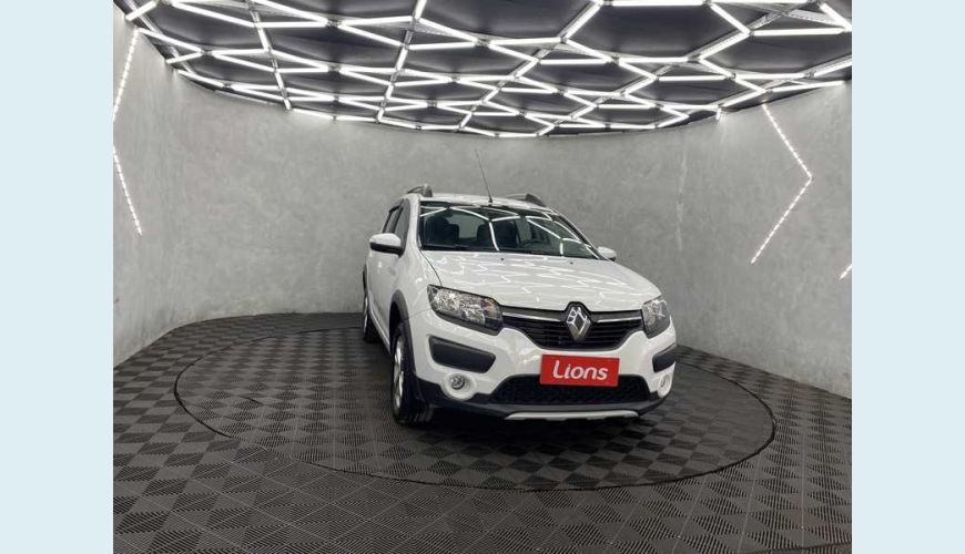 RENAULT SANDERO STEPWAY 1.6 16V SCE FLEX - BRANCO - 2017 Foto 2 (Grande)