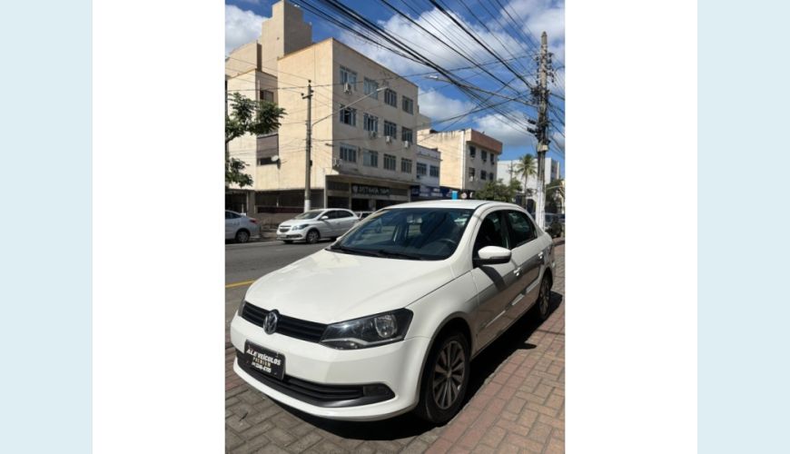 VOLKSWAGEN VOYAGE - BRANCO - 2015 Foto 2 (Grande)