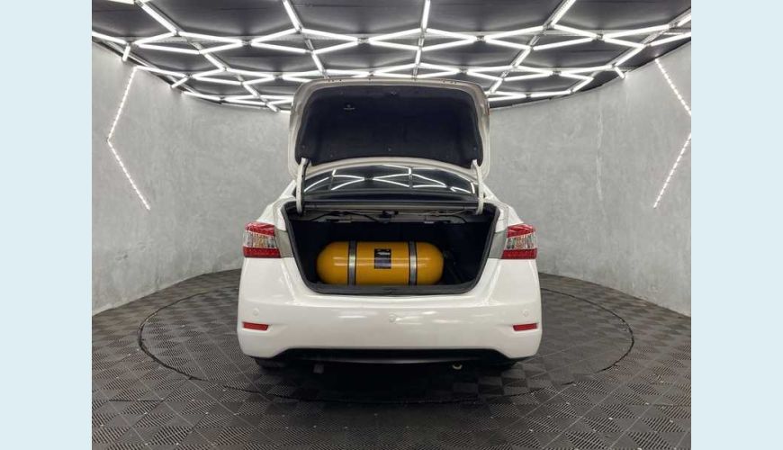 NISSAN SENTRA SL 2.0 16V CVT FLEX - BRANCO - 2016 Foto 2 (Grande)