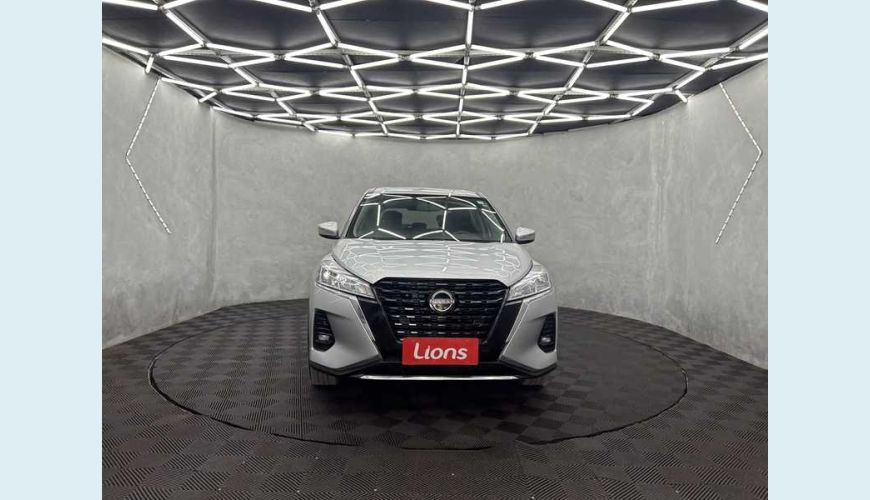 NISSAN KICKS ACTIVE 1.6 FLEX - PRATA - 2024 Foto 2 (Grande)