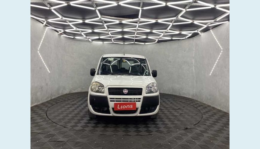 FIAT DOBLO ESSENCE 1.8 16V FLEX - BRANCO - 2020 Foto 2 (Grande)