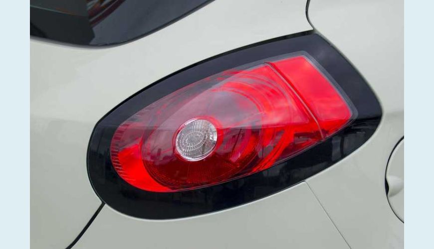 FIAT BRAVO BLACKMOTION 1.8 16V FLEX - BRANCO - 2016 Foto 2 (Grande)
