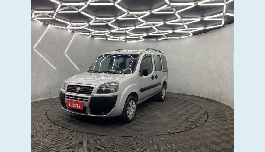 FIAT DOBLO ESSENCE 1.8 16V FLEX - PRATA - 2020 Foto 2 (Grande)
