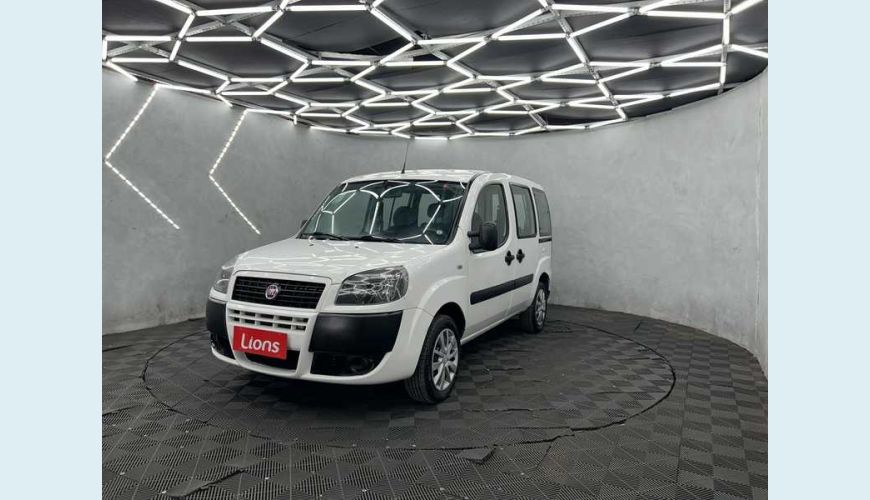 FIAT DOBLO ESSENCE 1.8 16V FLEX - BRANCO - 2020 Foto 2 (Grande)
