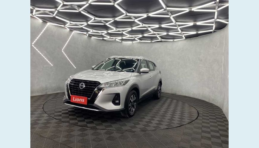 NISSAN KICKS SENSE 1.6 FLEX AUT. - PRATA - 2022 Foto 2 (Grande)