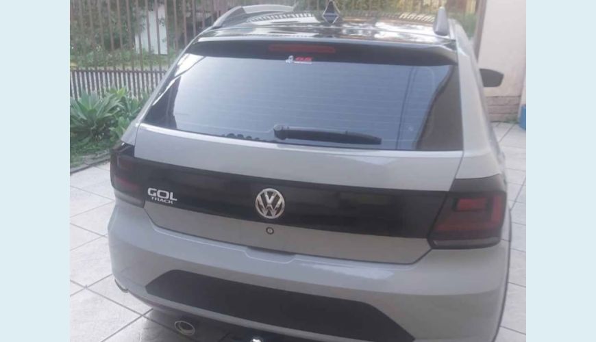 VOLKSWAGEN GOL 1.0 12V MPI TOTALFLEX TRACK 4P MANUAL - CINZA - 2017 Foto 2 (Grande)