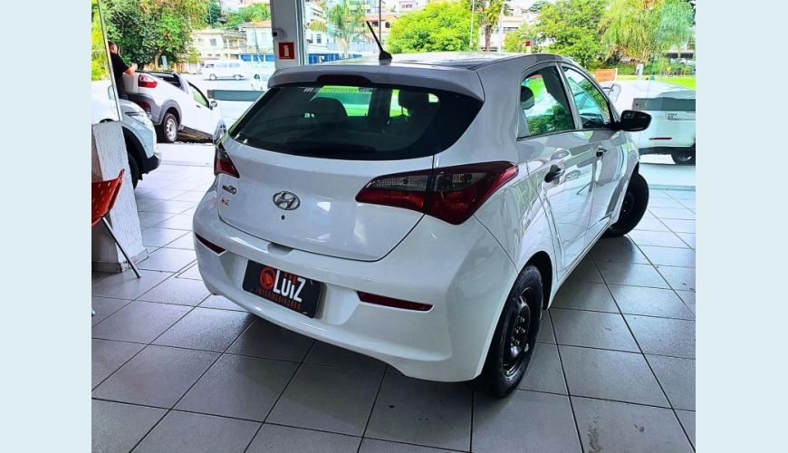 HYUNDAI HB 20 1.0M UNIQUE - BRANCO - 2019 Foto 2 (Grande)