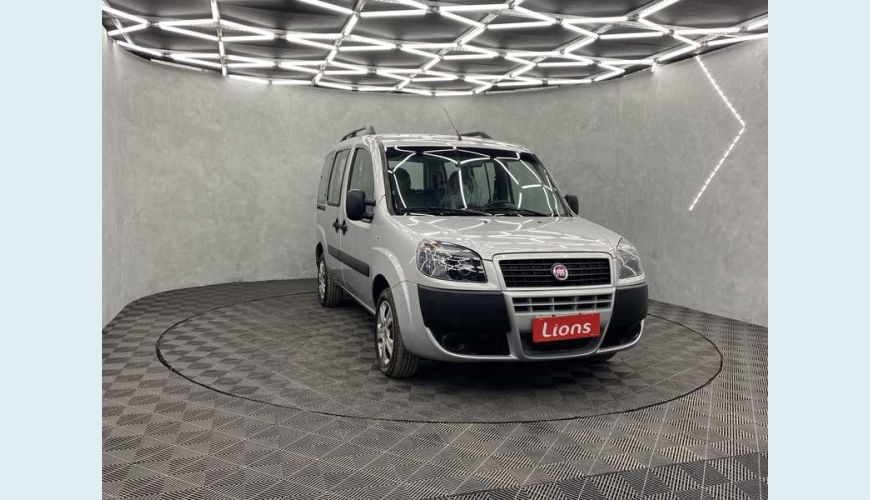 FIAT DOBLO ESSENCE 1.8 16V FLEX - PRATA - 2020 Foto 2 (Grande)